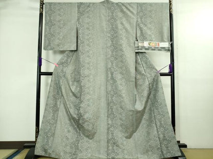 平和屋本店●極上 都喜ヱ門 本場大島紬 唐草古典派 藤絹織物謹製 京都きもの友禅扱い 証紙付き 逸品 DZAB3740kh6