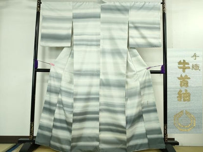 平和屋本店●極上　石川県指定無形文化財　牛首紬　白山工房　手織り　訪問着　横縞　逸品　DZAB3768kh6