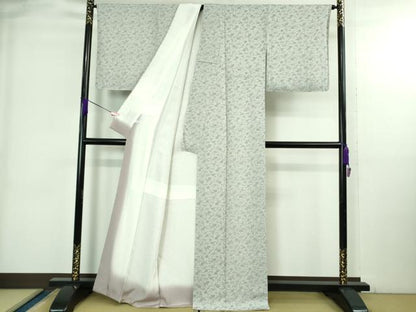 平和屋着物●極上　お召　葡萄唐草文　灰青色地　反端付き　逸品　未使用　DZAB3794kh6