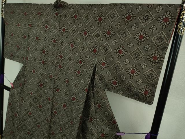 平和屋着物●希少　本場大島紬　龍郷絣　野口哲弘織物謹製　証紙付き　逸品　未使用　DZAB3804kh6