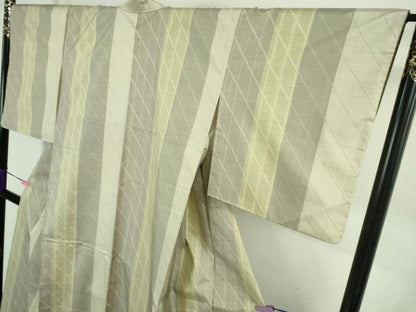 平和屋着物●極上　本場大島紬　150亀甲　間道　逸品　DZAB3849kh6