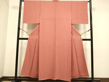 平和屋着物●極上　色無地　霞地紋　濃い銀朱色　逸品　未使用　DZAB3879kh6