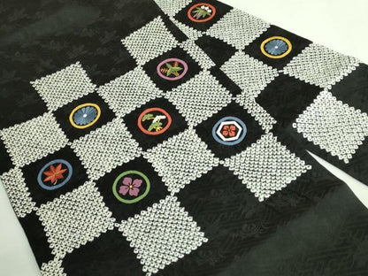 平和屋着物●極上　九寸名古屋帯　刺繍　絞り　市松花文　黒地　逸品　DZAB3969kh6