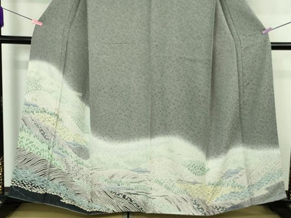平和屋着物●極上　中国三大刺繍　相良刺繍　訪問着　おぼろ染め　襲絞り　鼠色地　暈し染め　銀通し地　逸品　DZAB4029kh6