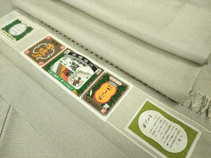 平和屋本店●極上 本塩沢 やまだ織 小出マサイ作 灰白色地 証紙付き 逸品 DZAB4059kh6