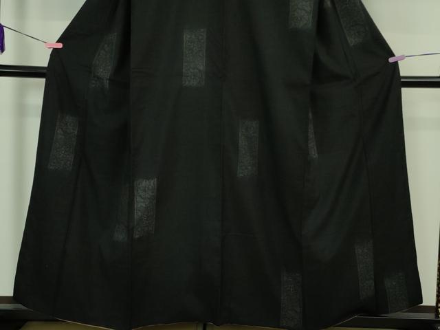 平和屋本店●極上　本場結城紬　重要無形文化財　160亀甲　飛び亀甲柄　花唐草文　黒地　逸品　DZAB4077kh6