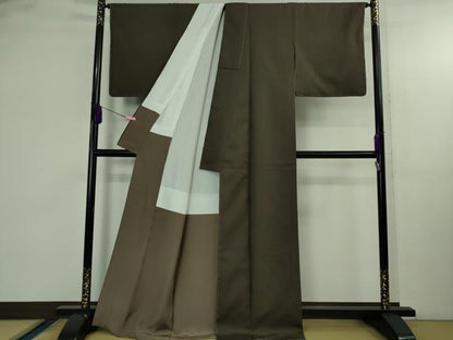 平和屋本店●極上　山下八百子　本場黄八丈　黒八丈　市松綾織　紬　檳榔子染色地　銀座もとじ　たとう紙付き　逸品　未使用　DZAB4097kh6
