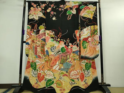 平和屋本店●極上 アンティーク 大正ロマン 振袖 駒刺繍 几帳檜扇花文 黒地 暈し染め 金彩 逸品 DZAB4154kh6
