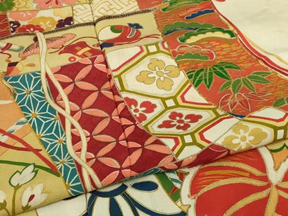 平和屋本店●極上 アンティーク 大正ロマン 振袖 駒刺繍 几帳檜扇花文 黒地 暈し染め 金彩 逸品 DZAB4154kh6