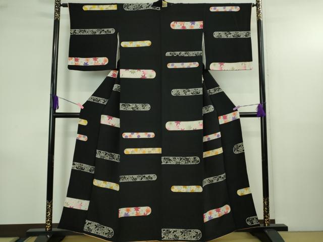 平和屋着物●極上　小紋　楓　黒地　鬼しぼ縮緬　金彩　逸品　DZAB4155kh6