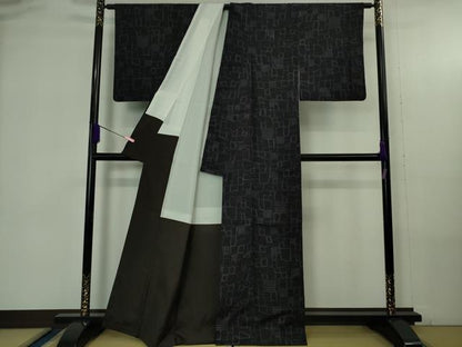 平和屋本店●極上 本場結城紬 重要無形文化財 奥順謹製 80亀甲 飛び亀甲柄 濃紺地 証紙付き 逸品 DZAB4190kh6