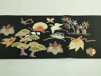 平和屋本店●極上　九寸名古屋帯　刺繍　宝尽くし　鶴　蓑亀　黒地　金糸　逸品　DZAB4246kh6