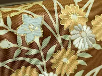 平和屋着物●極上　塩瀬　九寸名古屋帯　刺繍　四季花　憲法黒茶色地　金糸　逸品　DZAB4249kh6