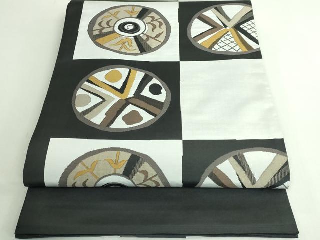 平和屋着物●極上　名門木屋太　今河織物　六通柄袋帯　市松陶芸文　黒地　上代74万　反端付き　逸品　DZAB4298kh6