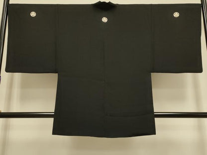 平和屋着物●極上　男性　黒紋付　羽織セット　羽裏：鹿・栗　逸品　DZAB4319kh6