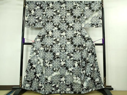 平和屋本店●極上　小紋　正倉院花唐草文　暈し染め　黒地　銀彩　逸品　未使用　DZAB4329kh6