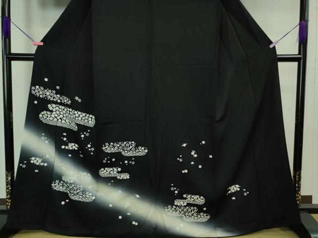 平和屋着物●極上　訪問着　総刺繍　舞花文　暈し染め　黒地　金糸　逸品　DZAB4359kh6