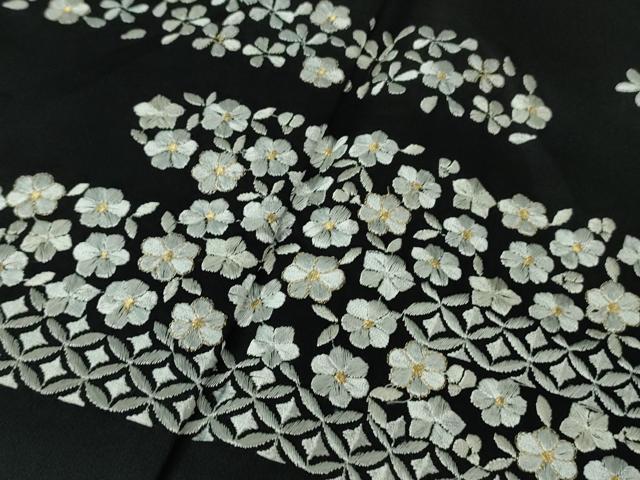 平和屋着物●極上　訪問着　総刺繍　舞花文　暈し染め　黒地　金糸　逸品　DZAB4359kh6
