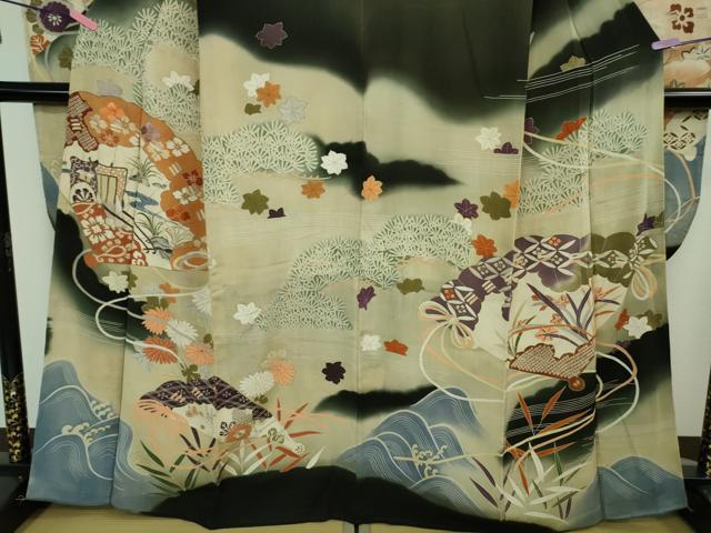 平和屋本店●極上　アンティーク　大正ロマン　振袖　刺繍　檜扇御所車花楓文　暈し染め　黒地　金彩　逸品　DZAB4370kh6
