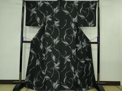 平和屋着物●極上　小紋　枝花文　黒地　逸品　未使用　DZAB4402kh6