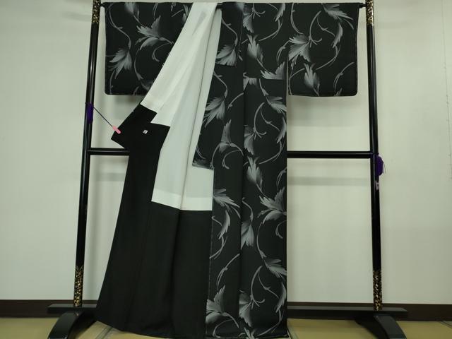 平和屋着物●極上　小紋　枝花文　黒地　逸品　未使用　DZAB4402kh6