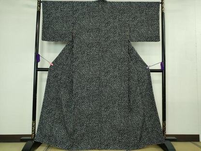 平和屋着物●極上　小紋　音符　音楽記号　ト音記号　黒地　逸品　未使用　DZAB4408kh6