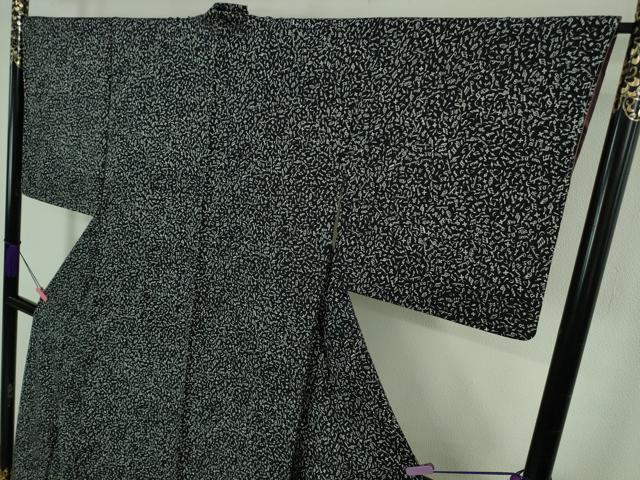 平和屋着物●極上　小紋　音符　音楽記号　ト音記号　黒地　逸品　未使用　DZAB4408kh6