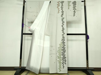 平和屋着物●極上 日本画家 手描き作家 デザイナー 高橋威至 BANKANわものや 訪問着 舞桜 白梅鼠色地 反端付き　逸品　未使用　DZAB4411kh6