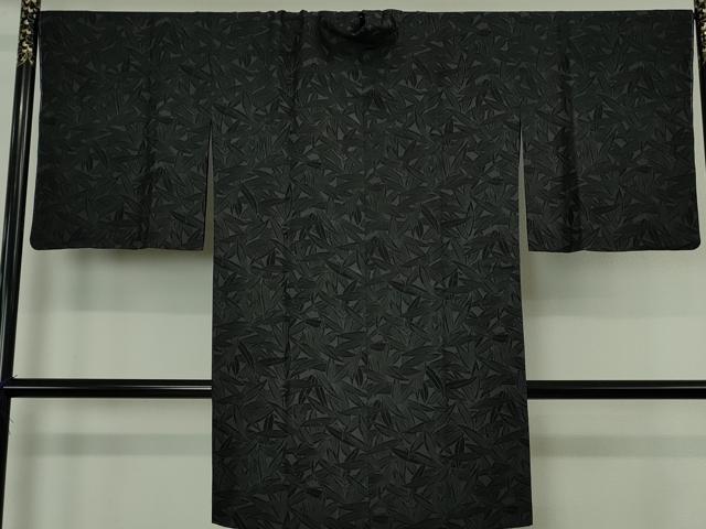 平和屋本店∞極上　創業200年・7代目永治屋清左衛門 和装コート お召地 ロング丈 笹地紋 羊羹色地　さが美扱い　逸品　未使用　DZAB4463kh6