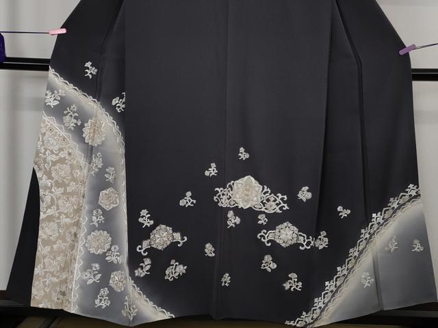 平和屋本店●極上　中国三大刺繍　相良刺繍　訪問着　総刺繍　正倉院花唐草文　濃い藍鉄色地　暈し染め　金銀糸　逸品　DZAB4489kh6