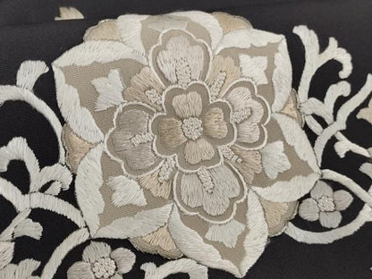平和屋本店●極上　中国三大刺繍　相良刺繍　訪問着　総刺繍　正倉院花唐草文　濃い藍鉄色地　暈し染め　金銀糸　逸品　DZAB4489kh6