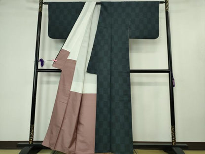 平和屋本店●極上　白鷹お召　110亀甲　市松文様　逸品　DZAB4602kh6