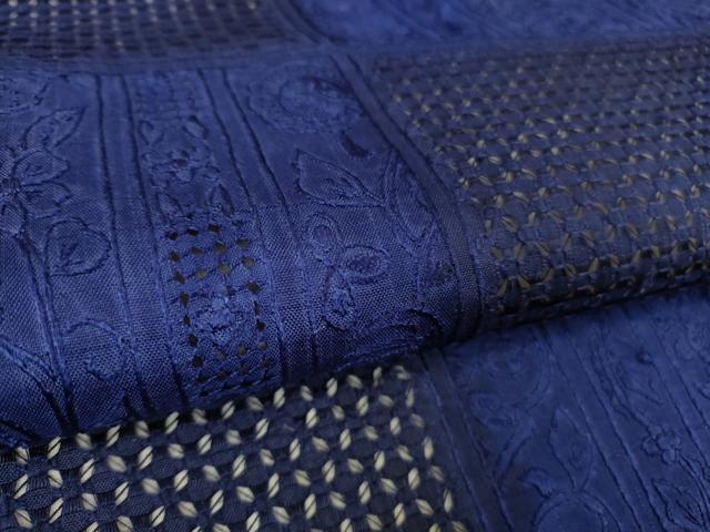 平和屋本店●極上　京都老舗 尾峨佐染繍　汕頭刺繍　本場縞大島紬　市松花文　上村絹織物謹製　証紙付き　逸品　未使用　DZAB4631kh6