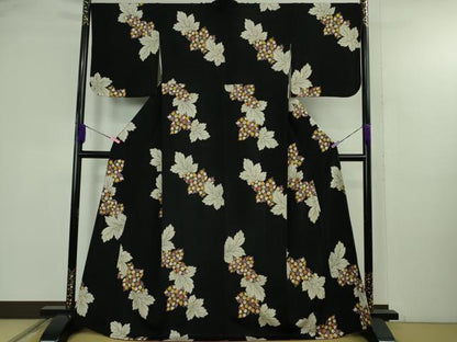 平和屋着物●極上　小紋　舞葉文　黒地　鬼しぼ縮緬　金彩　逸品　DZAB4635kh6