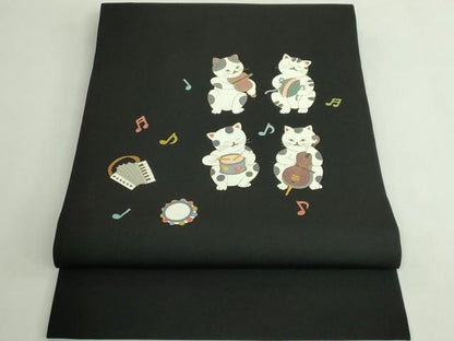 平和屋着物●極上　塩瀬　つけ帯　猫　ネコ　楽器　黒地　金彩　逸品　未使用　DZAB4799kh6