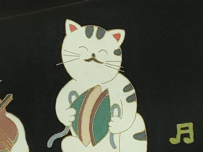 平和屋着物●極上　塩瀬　つけ帯　猫　ネコ　楽器　黒地　金彩　逸品　未使用　DZAB4799kh6