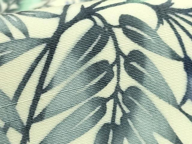 平和屋本店●希少 日本工芸会正会員 釜我敏子 型絵染 銀座もとじ 九寸開き名古屋帯 紬地 香花 上代39万 反端・たとう紙付 逸品 DZAB4807kh6 日本工芸会正会員 釜我敏子作 型絵染 九寸名古屋帯 | 特選きもの