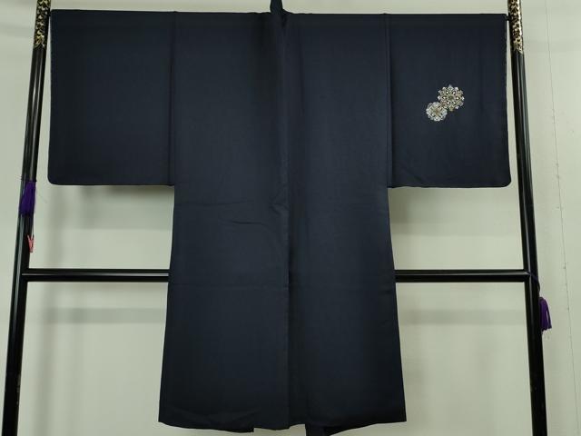 平和屋本店∞極上　男性　長羽織　キングサイズ　草花地紋　正倉院文　鉄紺色地　金銀彩　逸品　未使用　DZAB4864kh6
