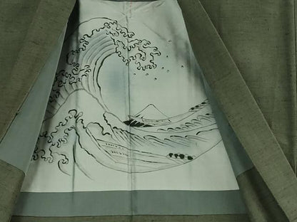 平和屋着物∞極上　男性　長羽織　紬地　黒緑色地　逸品　DZAB4878kh6