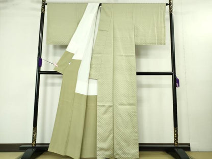 平和屋着物●極上　京都　矢代仁　紋御召　錦紗　市松　柳鼠色地　銀糸　反端付き　逸品　未使用　DZAB4891kh6
