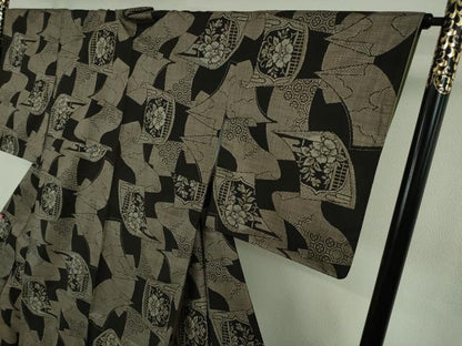 平和屋着物●極上　本場大島紬　割り込み絣　草花文　逸品　未使用　DZAB4894kh6