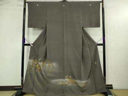 平和屋着物●極上　色留袖　龍　虎　手描き　消炭色地　暈し染め　金彩　逸品　DZAB4908kh6