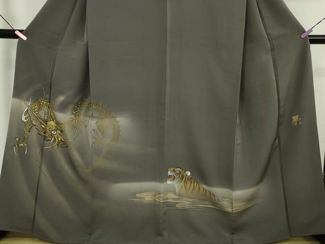 平和屋着物●極上　色留袖　龍　虎　手描き　消炭色地　暈し染め　金彩　逸品　DZAB4908kh6