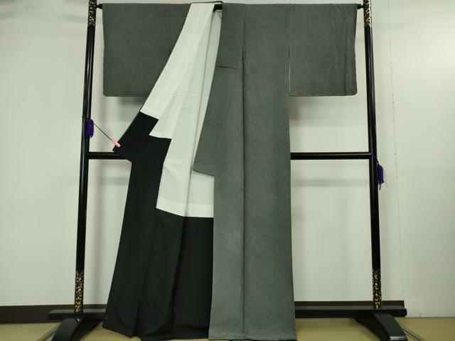 平和屋着物●極上　江戸小紋　新井梅春　重要無形文化財彫　秘伝極型江戸小紋　鮫小紋柄　黒×白　反端付き　逸品　未使用　DZAB4909kh6