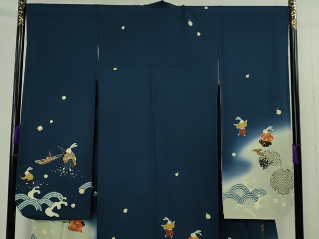 平和屋着物●極上　振袖　日本ものがたり　作家物　兎　うさぎ　浦島太郎　暈し染め　紺青色地　金彩　逸品　DZAB4911kh6