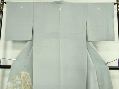 平和屋本店●極上　創業460年・千總　色留袖　背抜き仕立て　刺繍　樹林文　淡藤色地　金糸　三越扱い　逸品　DZAB4912kh6