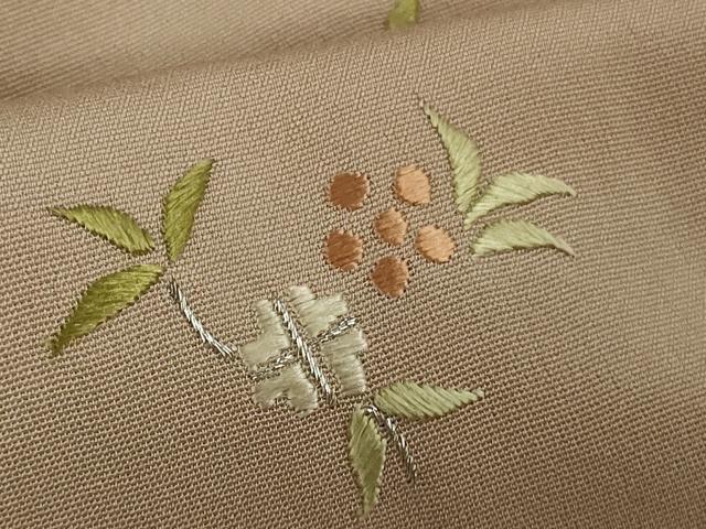 平和屋着物∞極上　創業460年・千總　道行コート　ロング丈　総刺繍　草花文　水柿色地　暈し染め　銀糸　逸品　DZAB4921kh6