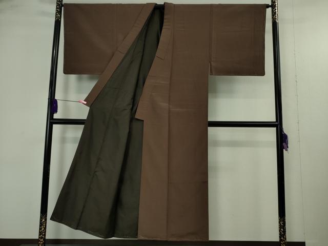 平和屋着物●極上　男性　お召　万筋　黒鳶色×赤墨色　逸品　未使用　DZAB4923kh6