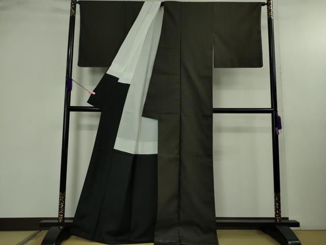 平和屋本店●希少　山下八百子　本場黄八丈　黒八丈　紬　市松綾織　草木染　証紙付き　逸品　未使用　DZAB4960kh6