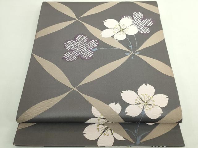 平和屋着物●極上　世界的人形師　辻村寿三郎　ジュサブロー　六通柄袋帯　舞桜　鈍色地　金糸　上代38万　反端付き　逸品　DZAB5072kh6